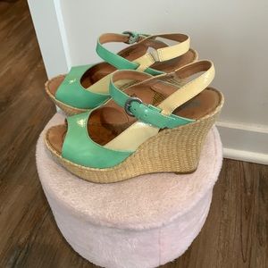 Born Mina Caraibi Patent Open-toe Sling Wedge.